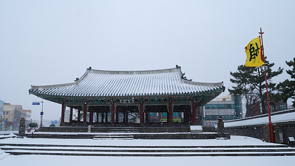 Gwandeokjeong